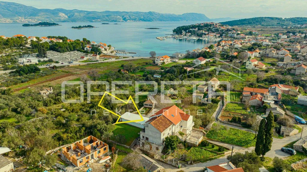 Vista aerea - Multi-Functional House with Sea View in Lumbarda