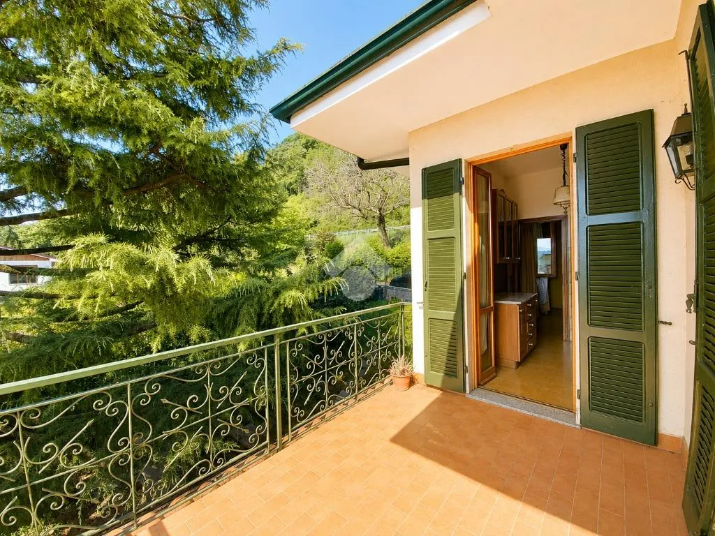 Balcone - Panoramic Villa with Garden in Ponte Lambro