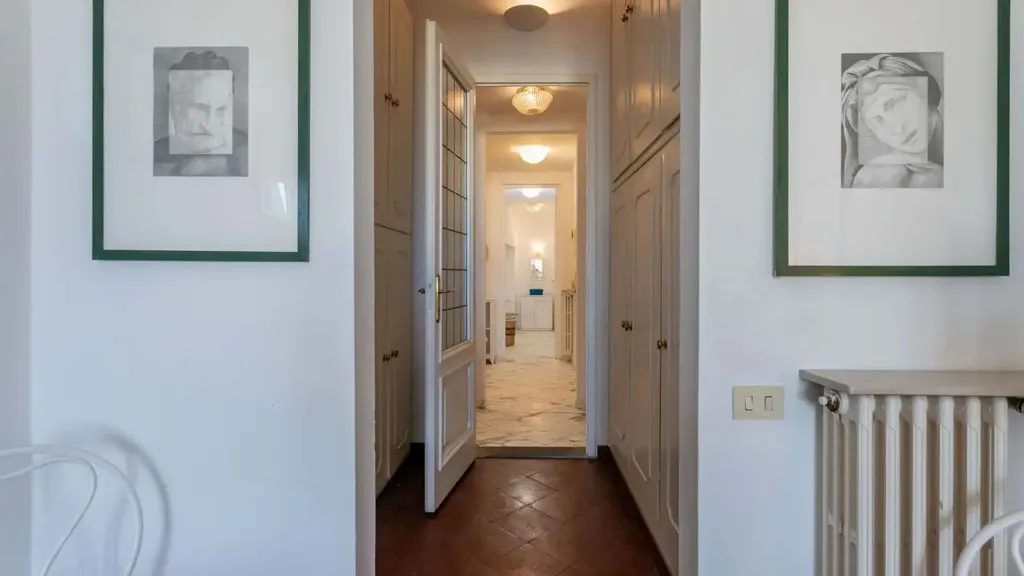 Entrée - Elegant Apartment with Lungarno View in Florence