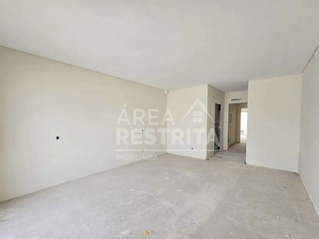 Rooms - Contemporary Semidetached House in Seixal