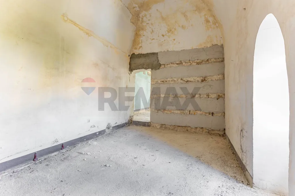 Toad - Semi-detached House with Terrace in Triggiano