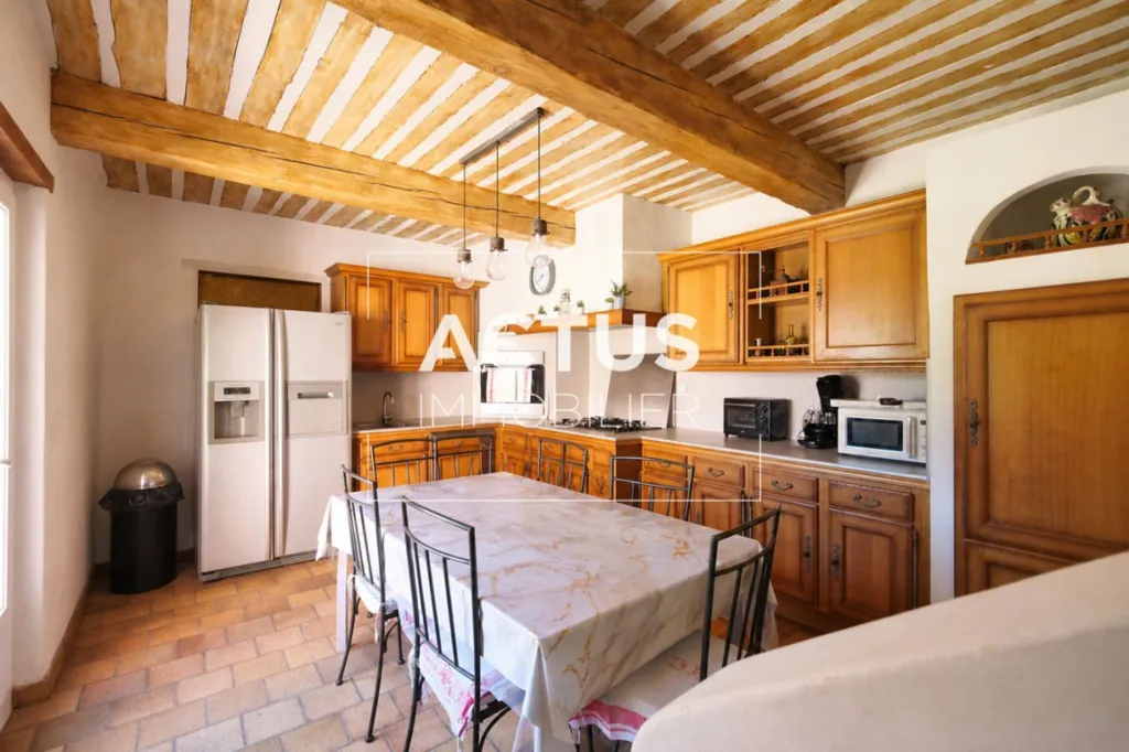 Köök - Luxury House with Pool in Lambesc Countryside