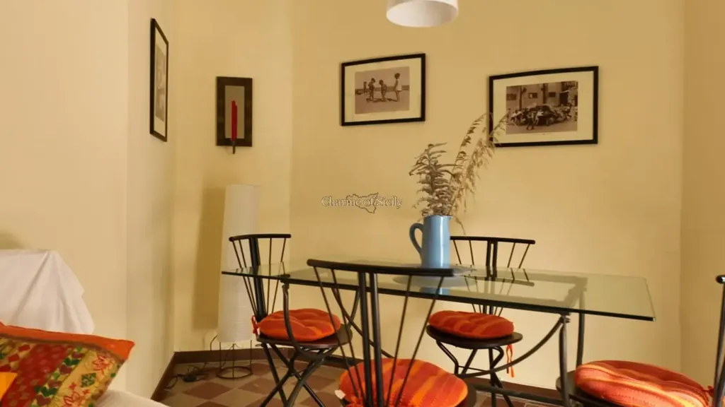 Salle à manger - Renovated Apartment with Balcony in Modica