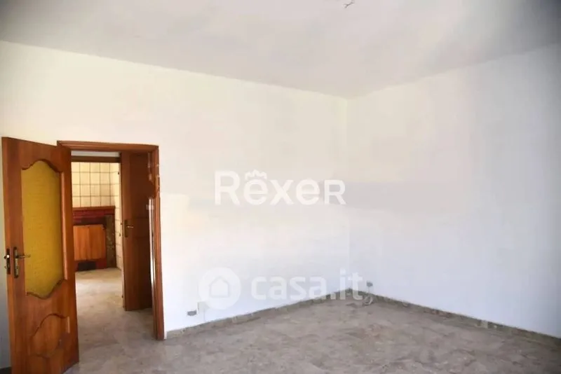 Pièces - Two Apartments with Balcony in Pomarico