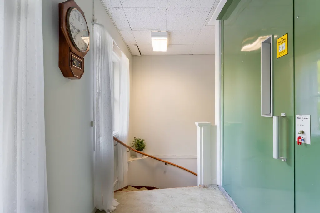 Esik - Characterful House with Lift in Gnesta