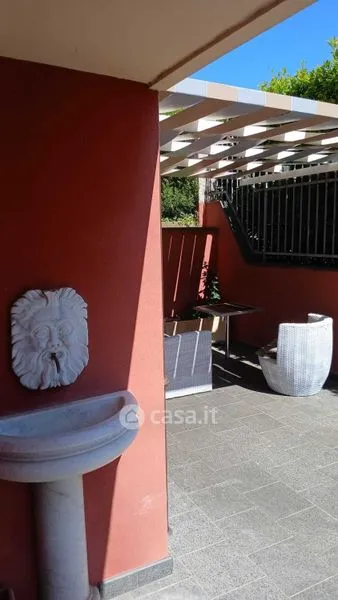Terrasse - Spacious Trilocale in Central Carrara