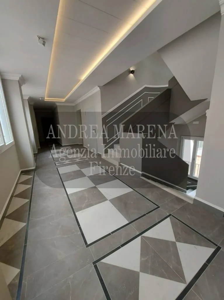 Entrée - Fully Furnished Flat with Balcony in Florence