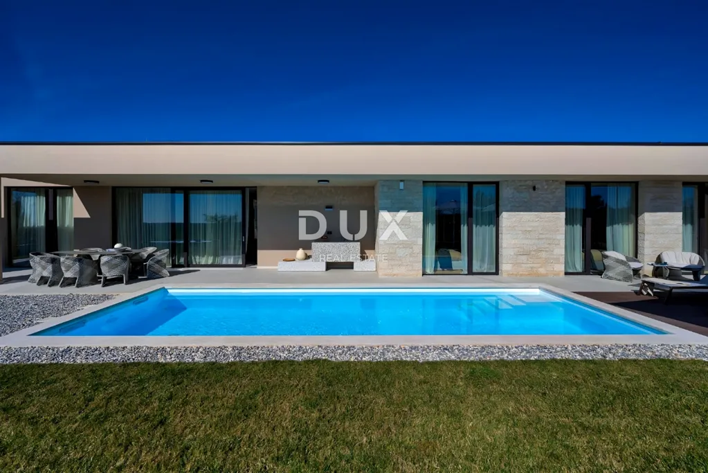 Piscine - Luxury Villa with Sea View near Poreč