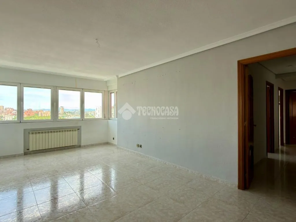 Soggiorno - Spacious Flat with West Terrace in Hortaleza