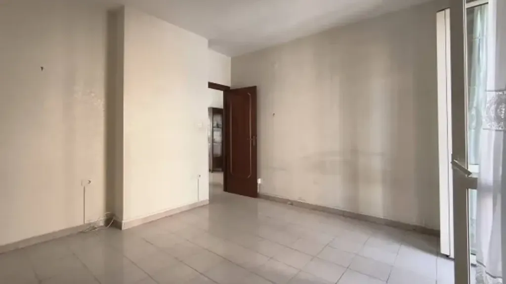 Toad - Bright Trilocale with Balcony in Cosenza