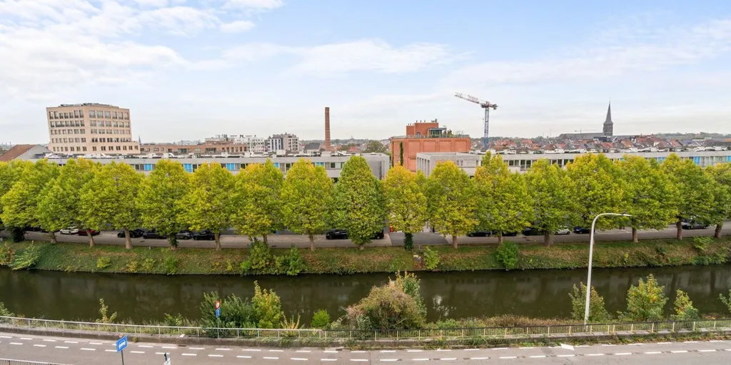 Õhuvaade - Light-Filled Apartment with Terrace in Ghent