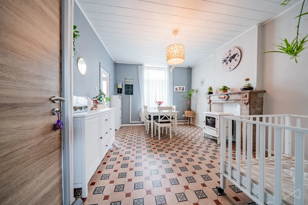 Entrée - Maison 3 Façades avec Jardin à Ransart