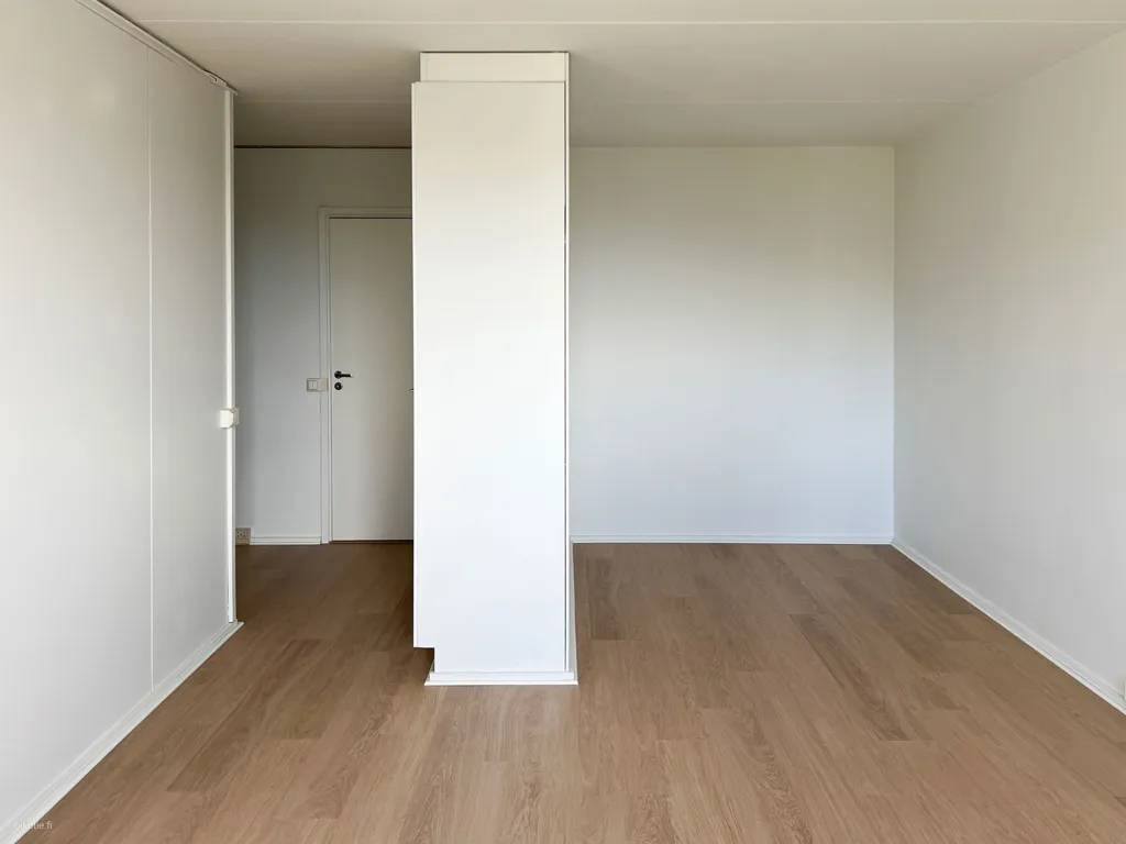 Toad - Bright Studio Flat with Balcony in Suvela, Espoo