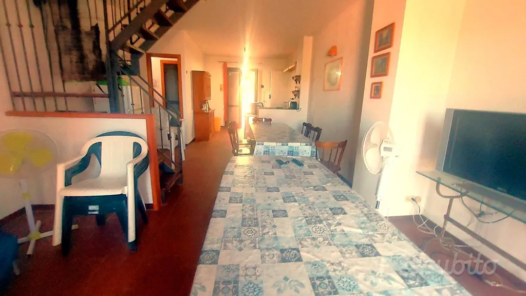 Söögituba - Villa with Panoramic Balcony in Baia di Arcile