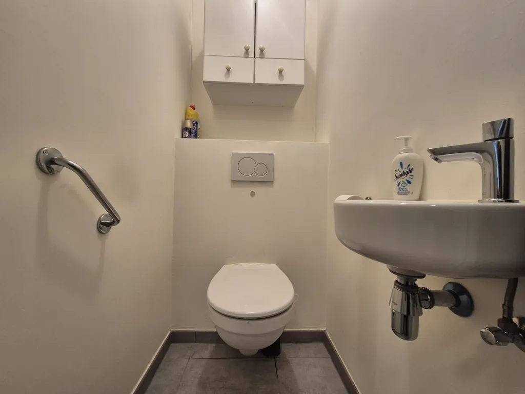 Vannitoad - Modern Ground Floor Flat with Terrace in Brussels