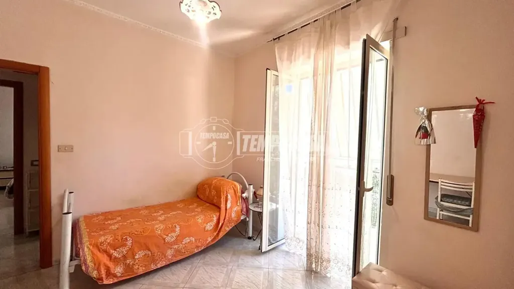 Chambres - Apartment with Triple Exposure in Naples