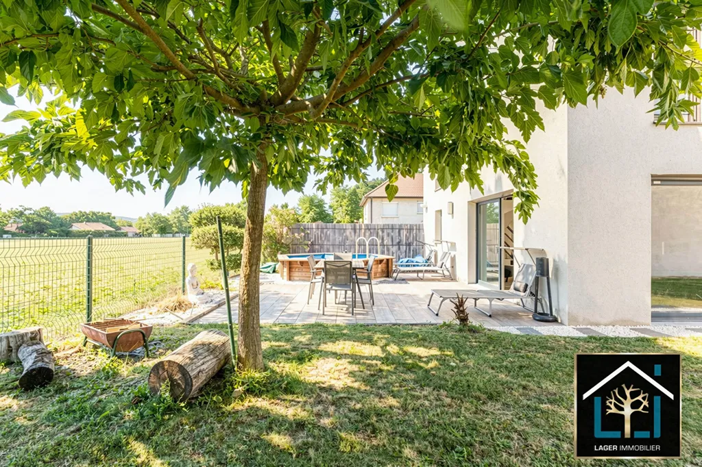 Giardino - Recent House with Pool in THIL