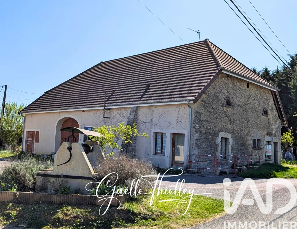 Esterno - Traditional Farmhouse with Potential in 89800