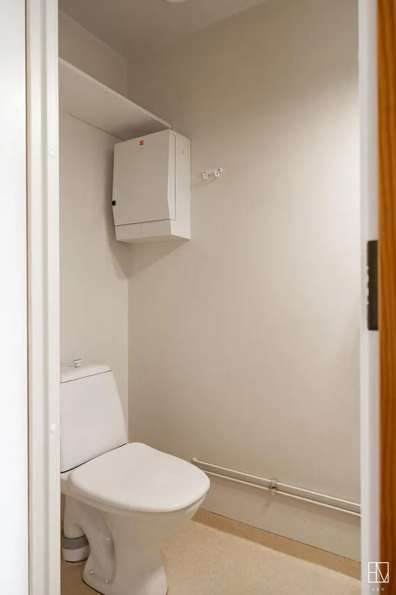 Salles de bain - Geothermal-Heated Apartment with Sauna in Hervanta