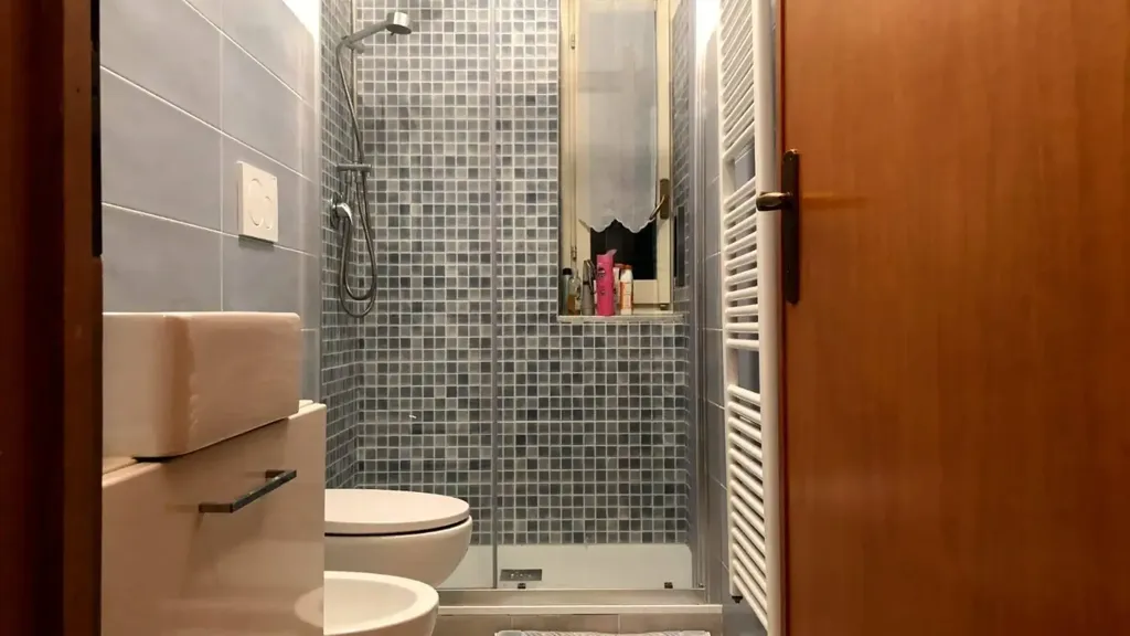 Salles de bain - Duplex with Sea View in Varazze