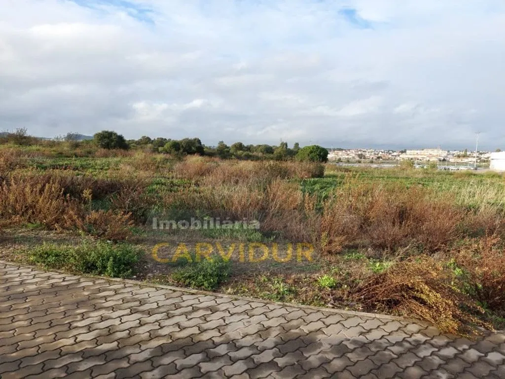 Jardin - Development Land in Industrial Setúbal