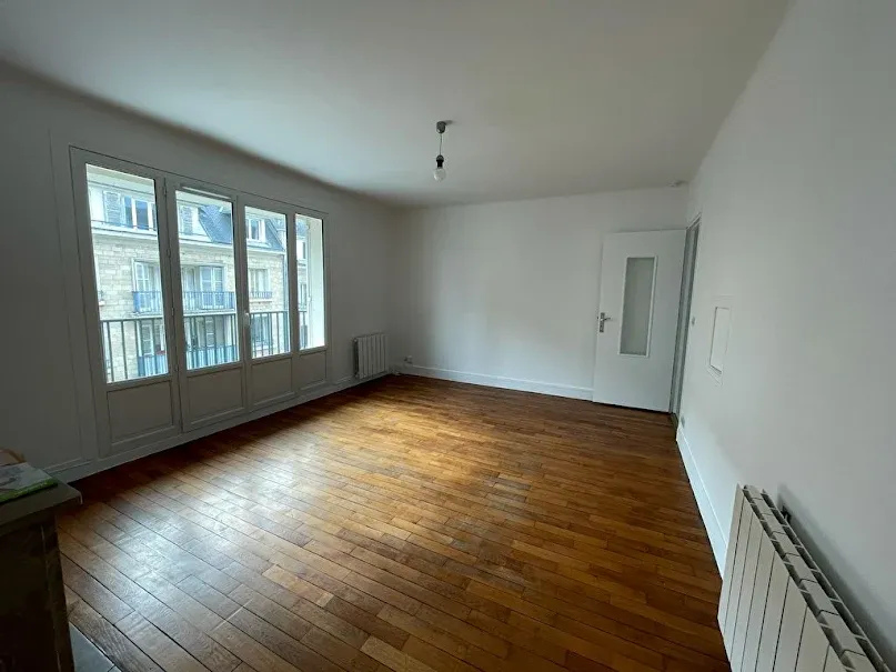 Pièces - Appartement 3 Pièces avec Balcon à Caen