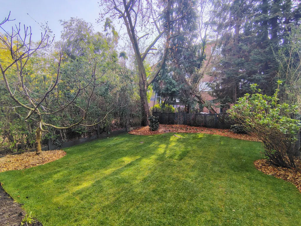 Appartement avec Terrasse et Jardin à Evere