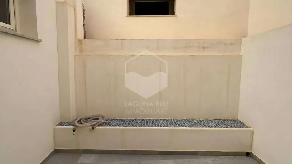 Aed - Modern Apartment with Balcony in Marsala