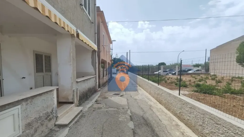 Välivaade - Apartment with Bus Stop Access in Castelvetrano