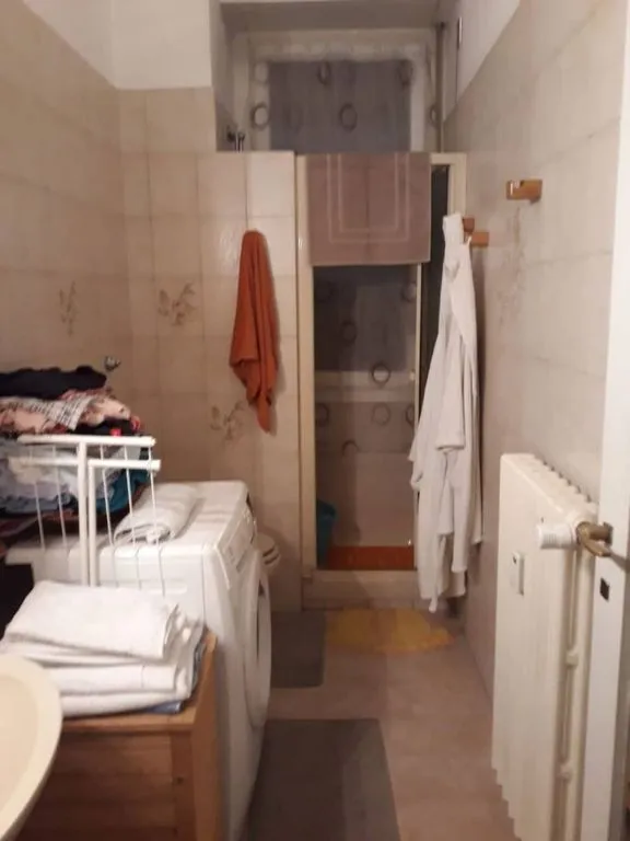 Bathrooms - Luxury Apartment with Balcony in Milan