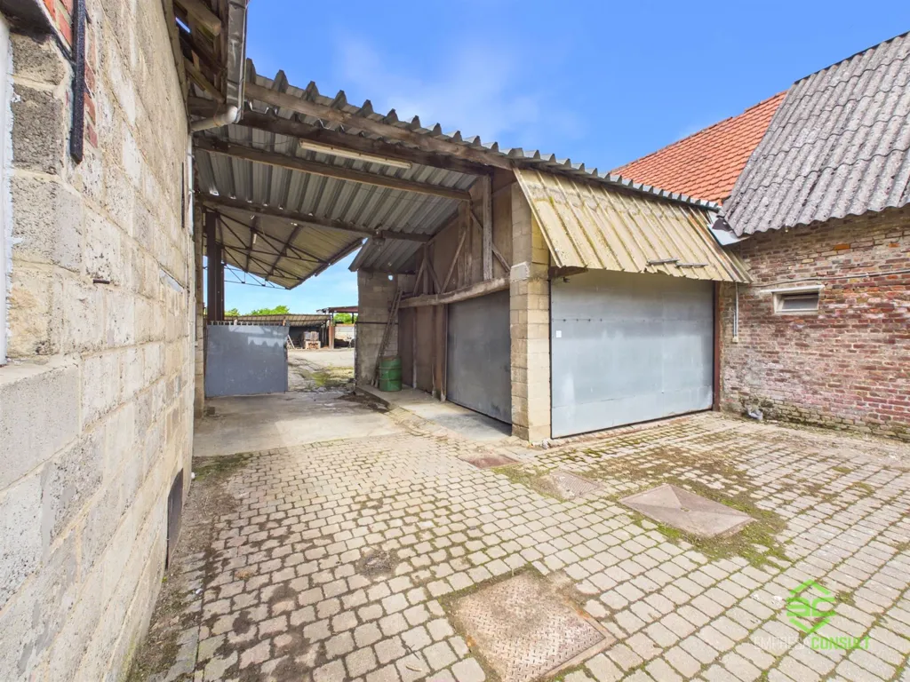 Garden - Renovatable House with Large Plot in Sint-Truiden