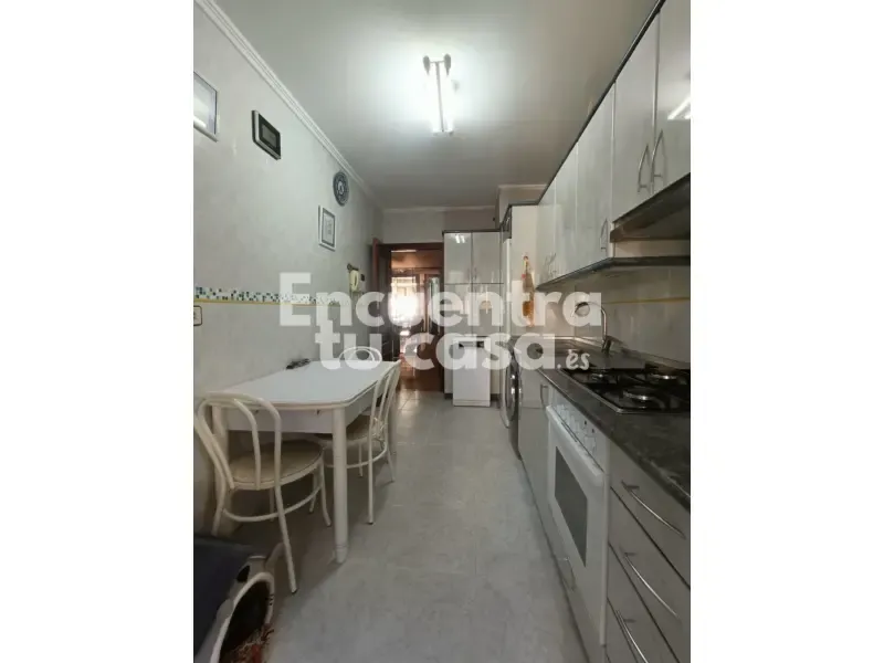 Cuisine - Apartment with Balcony in Miranda