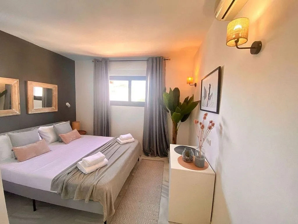 Magamistoad - Chalet with Pool and Terrace in Casco Antiguo