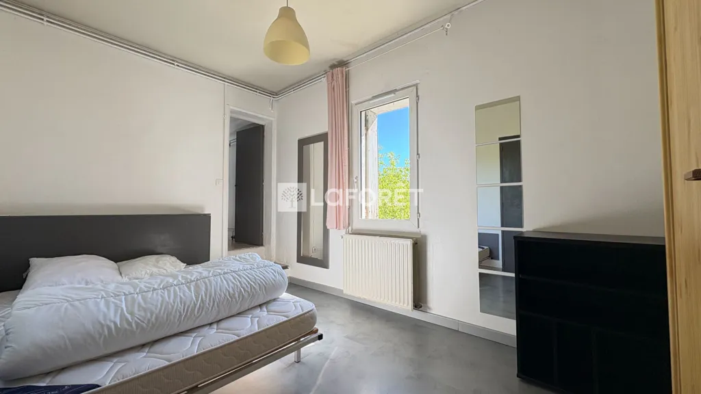 Chambres - Appartement Traversant avec Digicode à Montpellier
