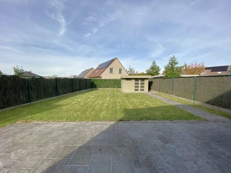 3 magamistoaga maja asukohas Diksmuide