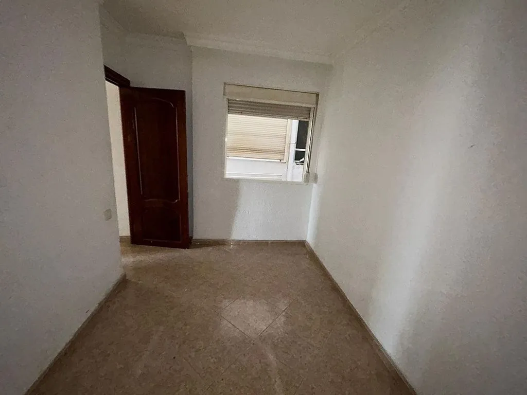 hallway_entrance