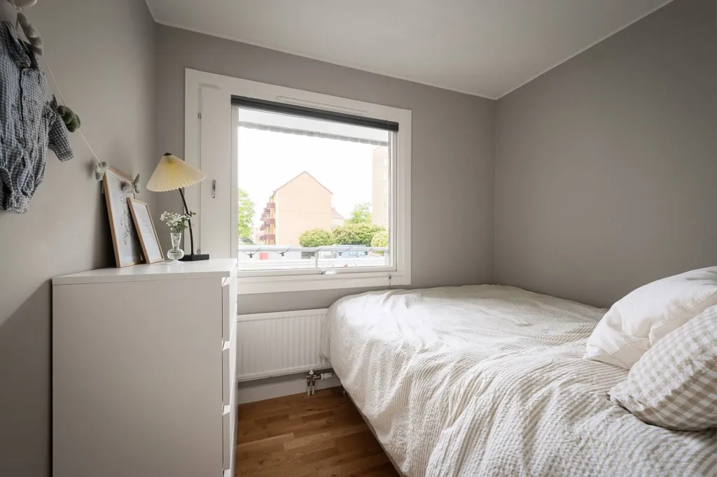 Chambres - Apartment with West-Facing Balcony in Majorna