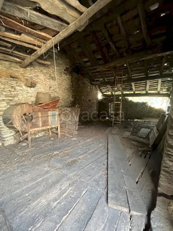 Pièces - Rustic Property with Panoramic View in Serre Pagliero