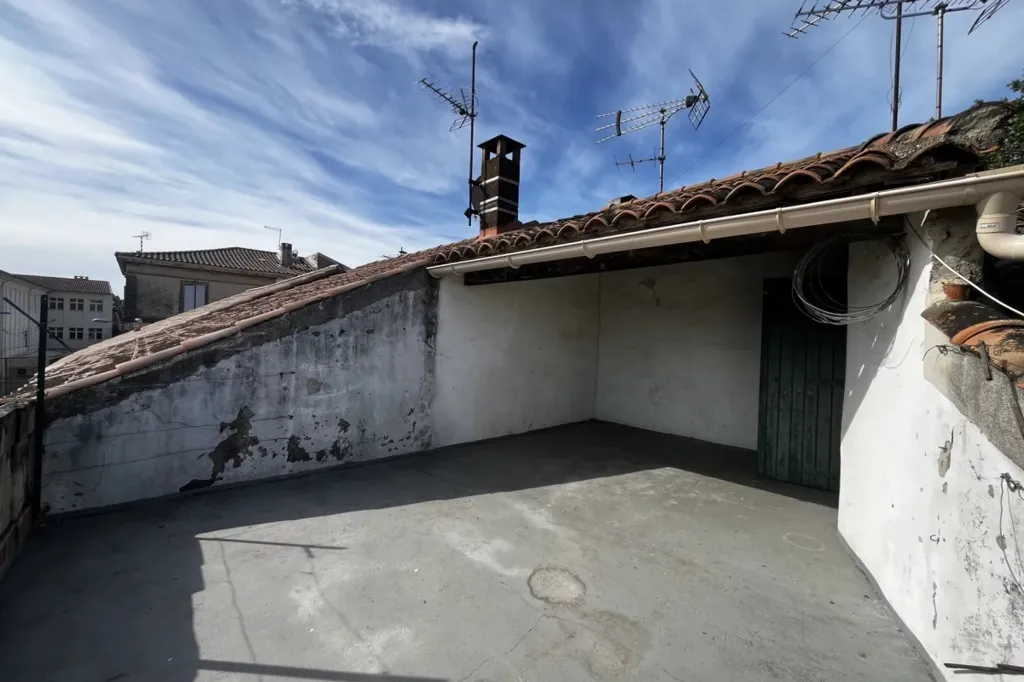 Terrasse - Maison de 3 Pièces avec Terrasse à Arles