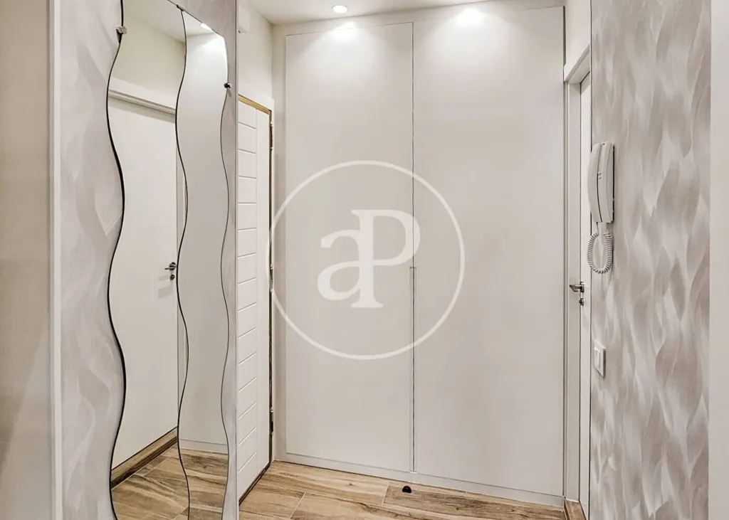 Esik - Apartment with Lift in Tetuán