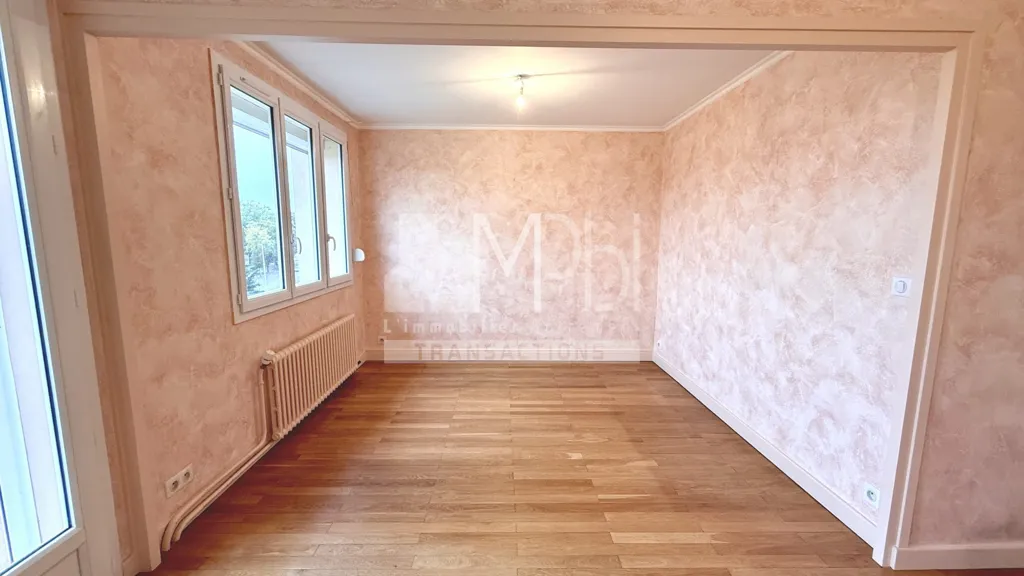 Pièces - Appartement 4 Pièces avec Balcon à Bourg-En-Bresse