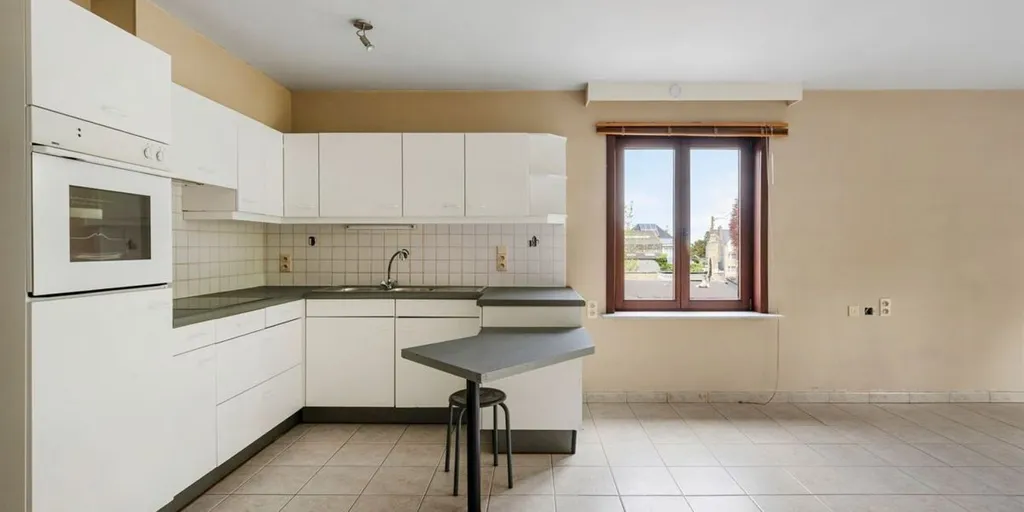 Köök - Apartment with Park View in Diksmuide