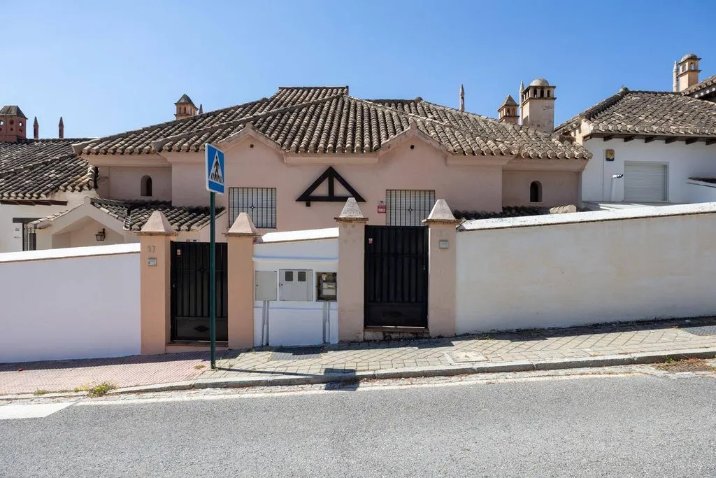 Välivaade - Luxury House with Pool in Granada