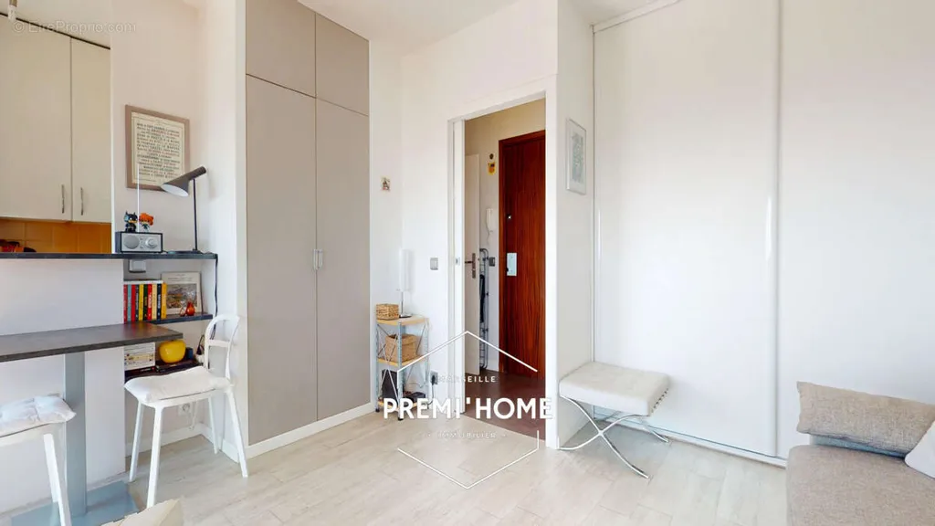 Elutuba - Studio with Terrace in Aix-en-Provence