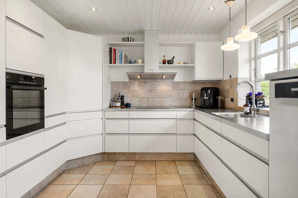 Cuisine - Villa with Water View in Skjoldborg