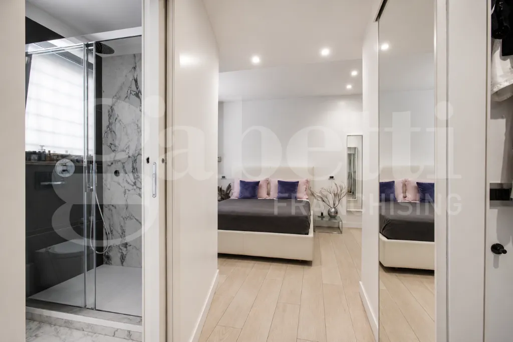 Camere da letto - Appartamento ristrutturato con box auto a Ponte Milvio, Roma