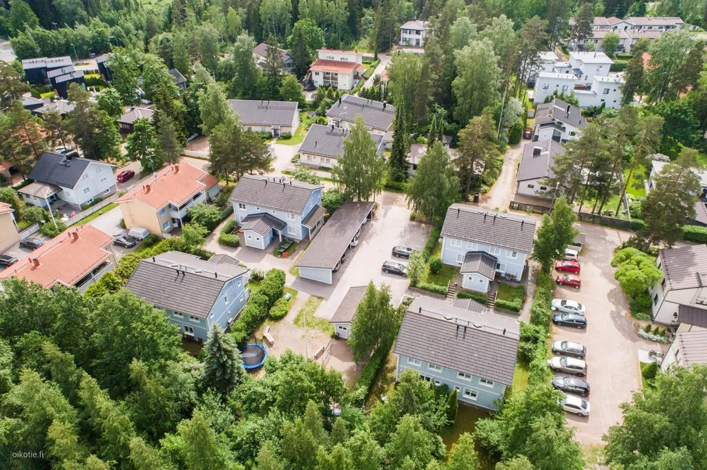 Vista aerea - Two-Storey Asumisoikeus with Garden in Kilo, Espoo