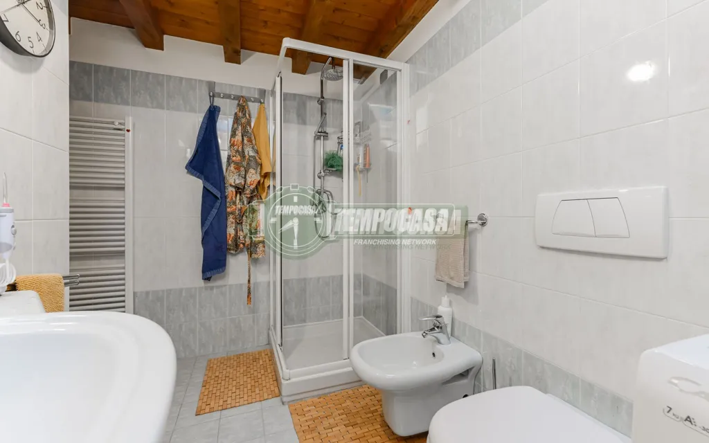 Vannitoad - Terraced Villa with Private Garden in Levate