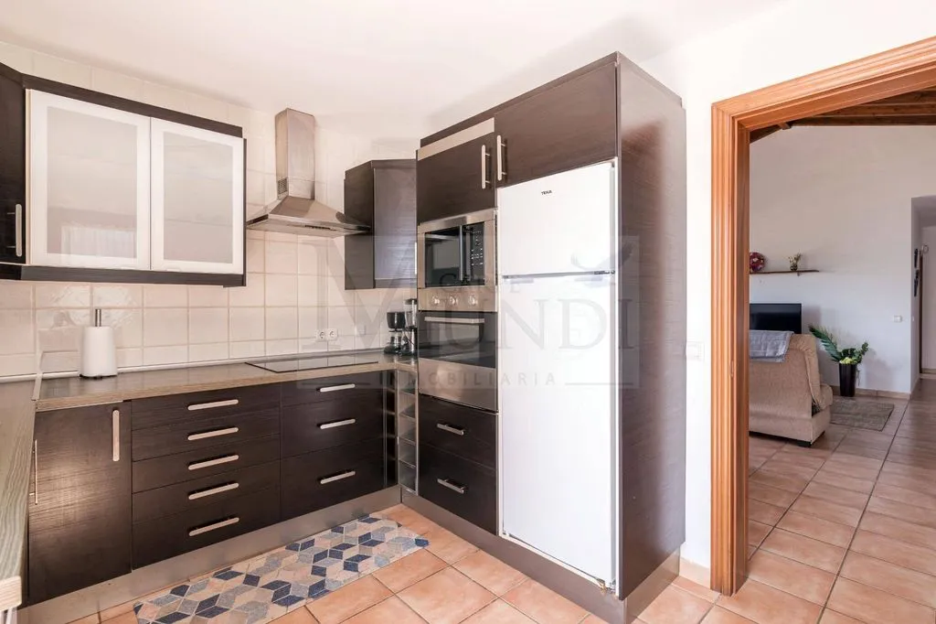 Cuisine - Luxury Villa with Pool in Villaverde, Getafe