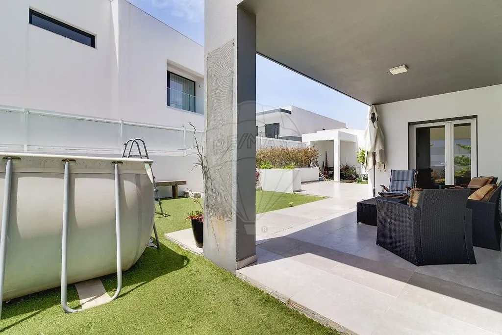Terrasse - Luxury Villa in Ramada e Caneças, Portugal